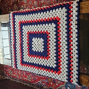 Smaller Afghan throw 30"x33"
